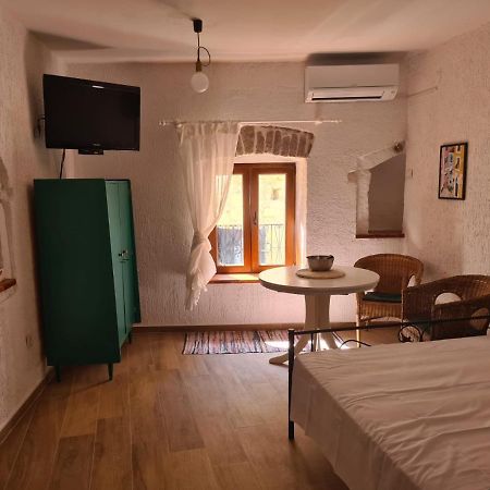 Studio Apartman Lidija 希贝尼克 外观 照片